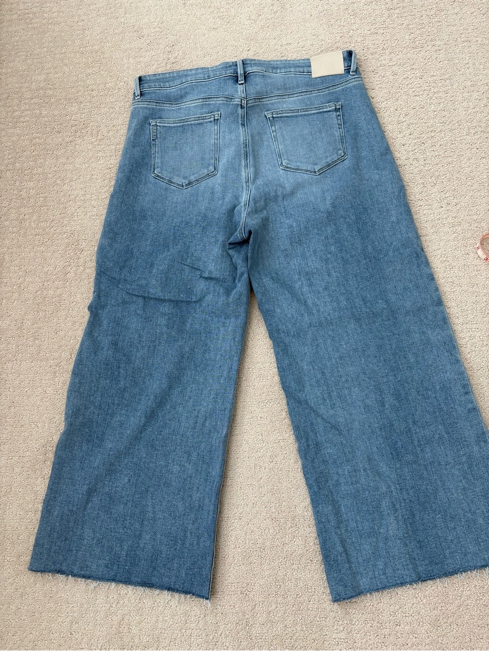 PAIGE Anessa Medium Wash Wide-Leg Crop Jeans SZ 34 waist - Picture 2 of 8